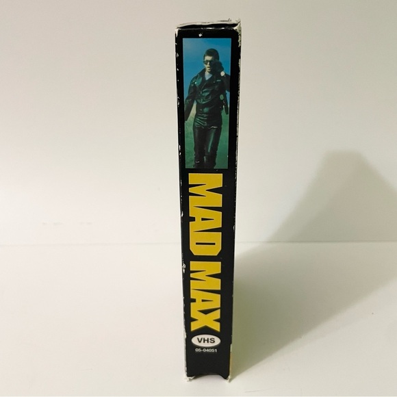 Mad Max VHS Mel Gibson Movie - Picture 6 of 14